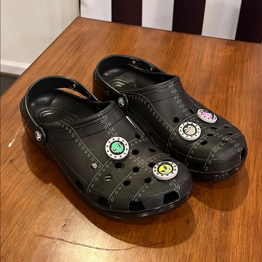 Crocs X Ron English Area 54 Clogs Shoe Sandals new Black Men’s Size 11